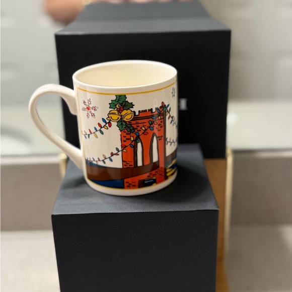 Coach Collectable New York HolidayCeramic Mug with Gift 🎁 Box